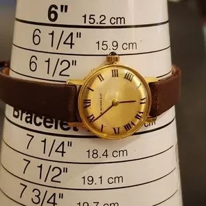 18K .750 Gold B Altman & Co Ladies Windup Watch - Working Vintage 1970 main image 4